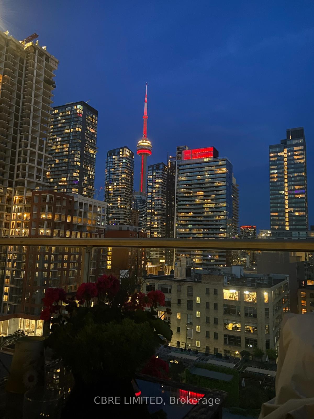 2 Bedrooms Condo at 388 Richmond,  Toronto For sale