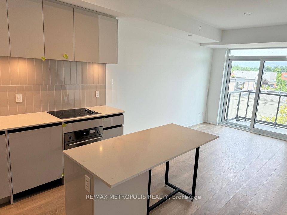 #303 - 8 Beverley Boulevard, Vaughan, ON L4J 0L5