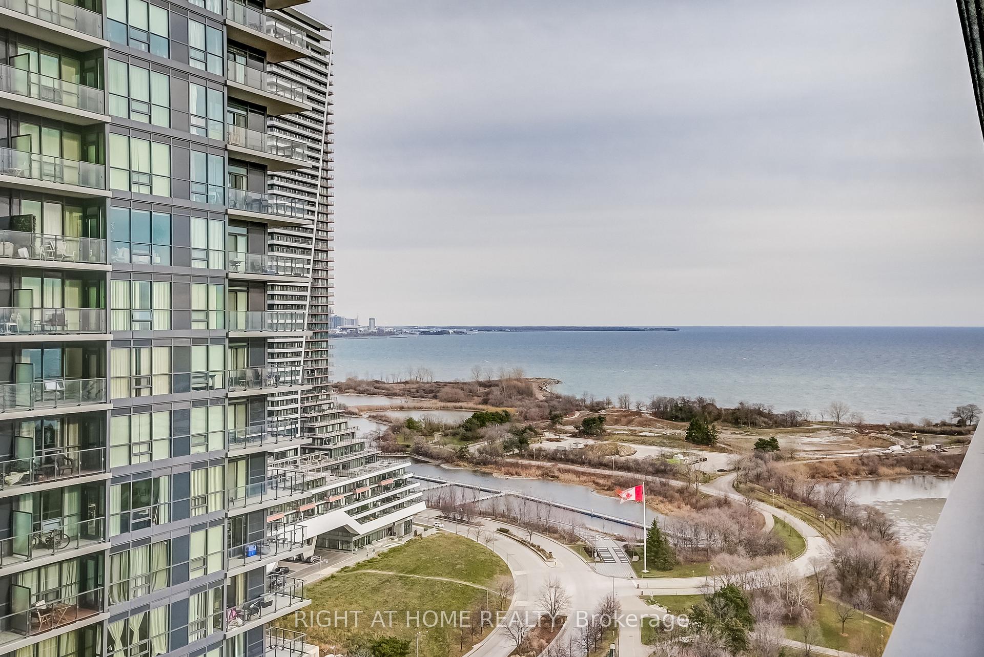 2 Bedrooms Condo at 2212 Lake Shore, Toronto For sale