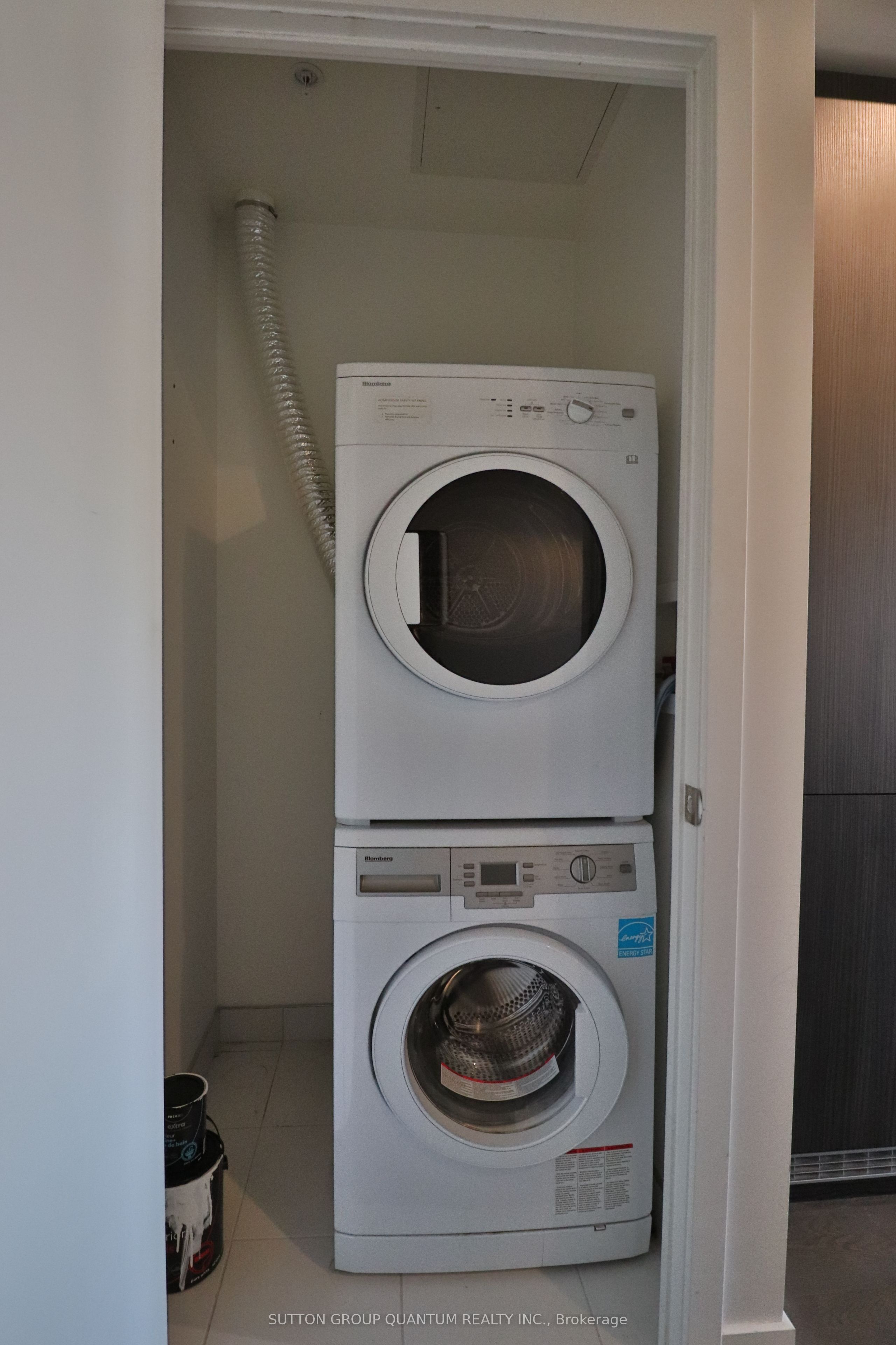 109 Ossington Avenue, #205