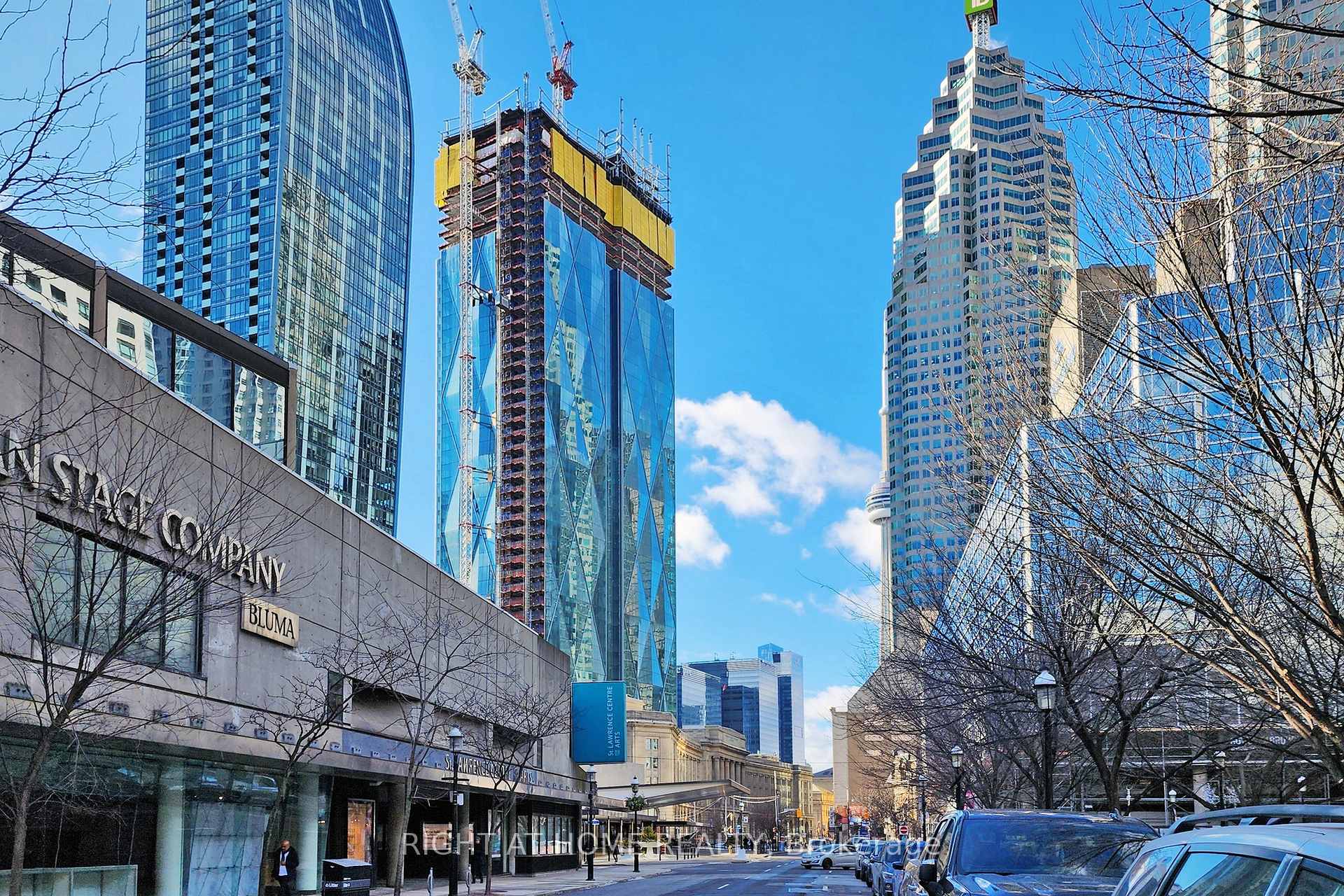3 Bedrooms Condo at 8 The Esplanade, Toronto For sale