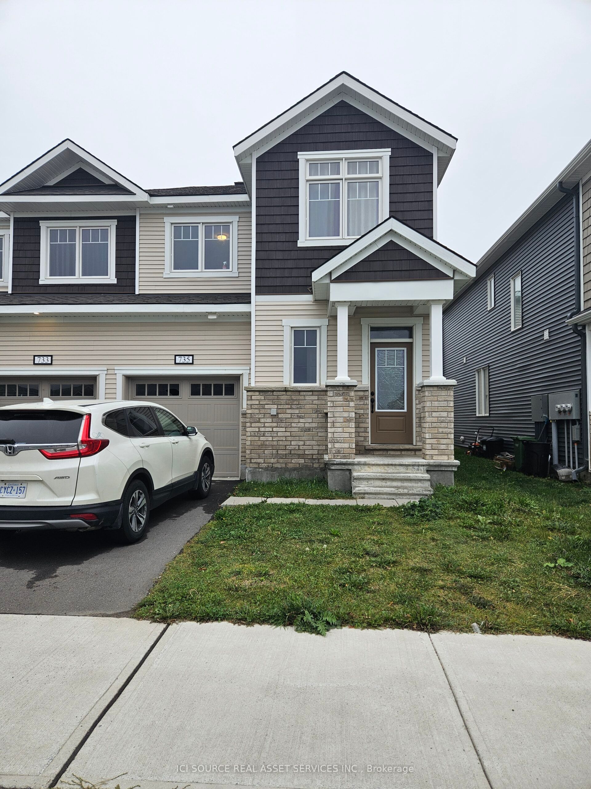 735 Derreen Avenue, StittsvilleMunsterRichmond, ON K2S 2Y9