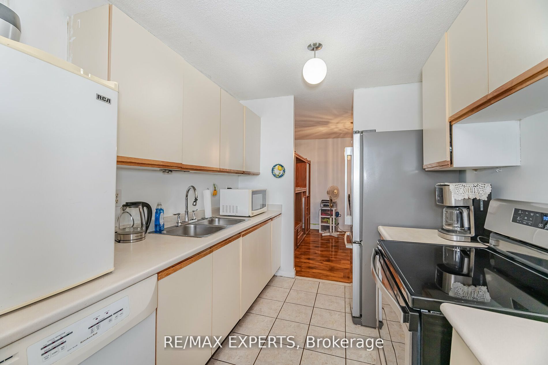 25 Kensington Road 1407