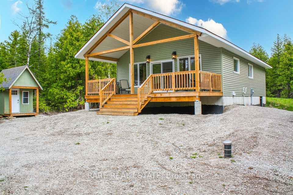 6 Pike Street, Northern Bruce Peninsula, ON N0H 1W0