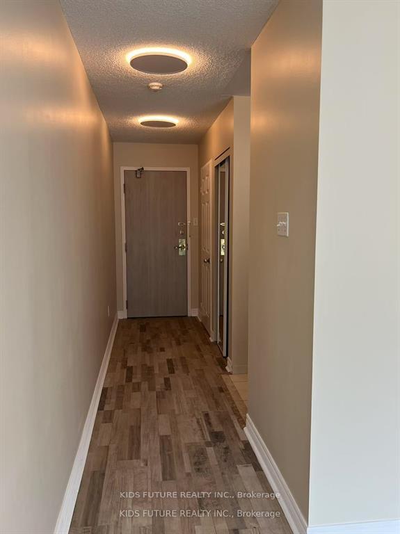 2 Bedrooms Condo at 2177 Burnhamthorpe,  Mississauga For sale