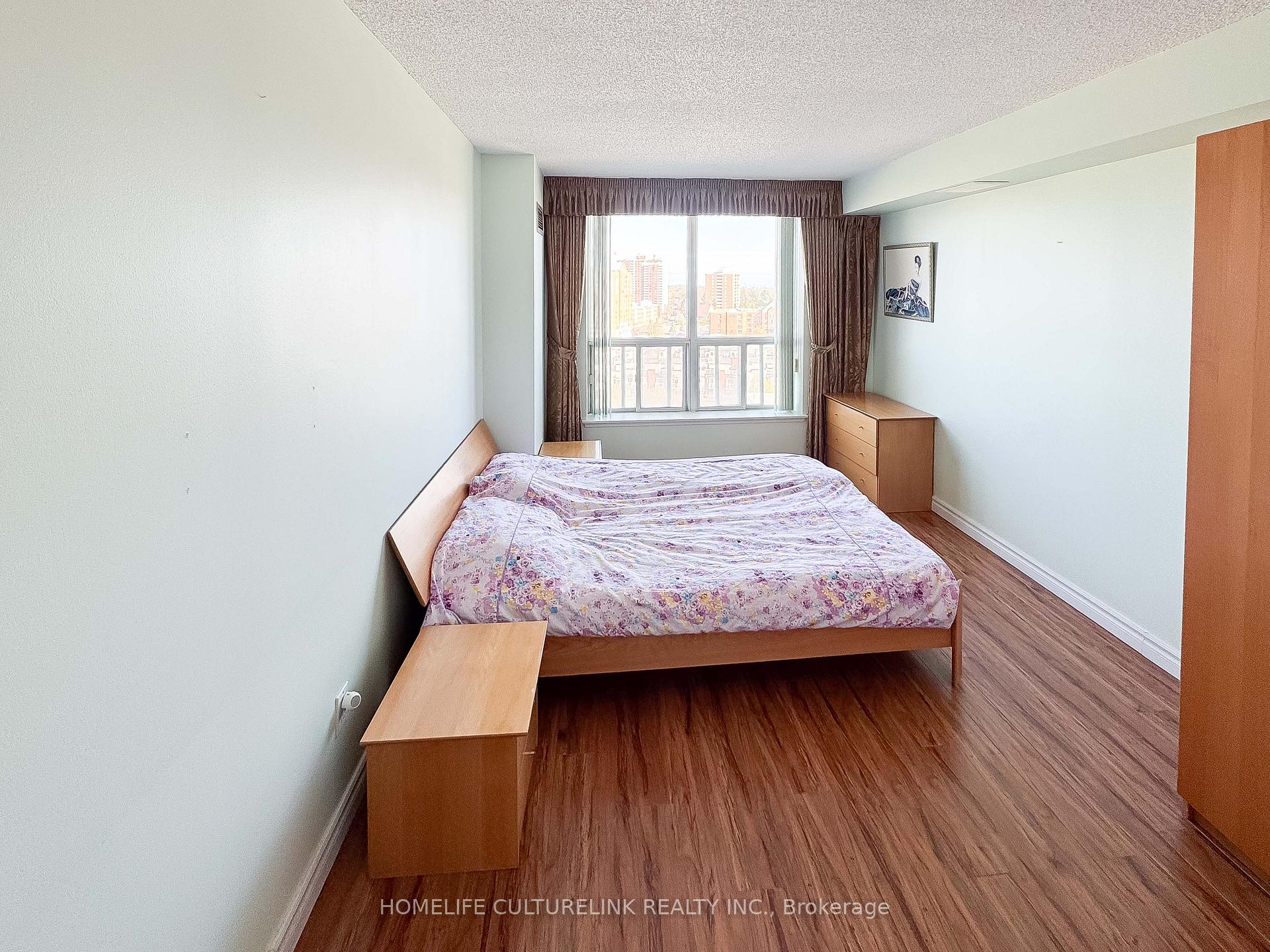 1 Bedroom Condo at 410 MCLEVIN, Toronto For sale