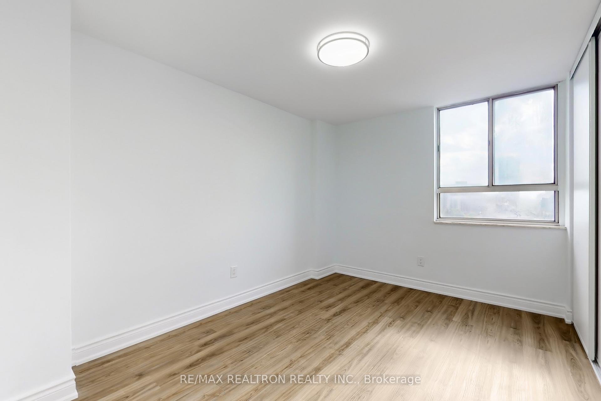 3 Bedrooms Condo at 1 Massey, Toronto For sale