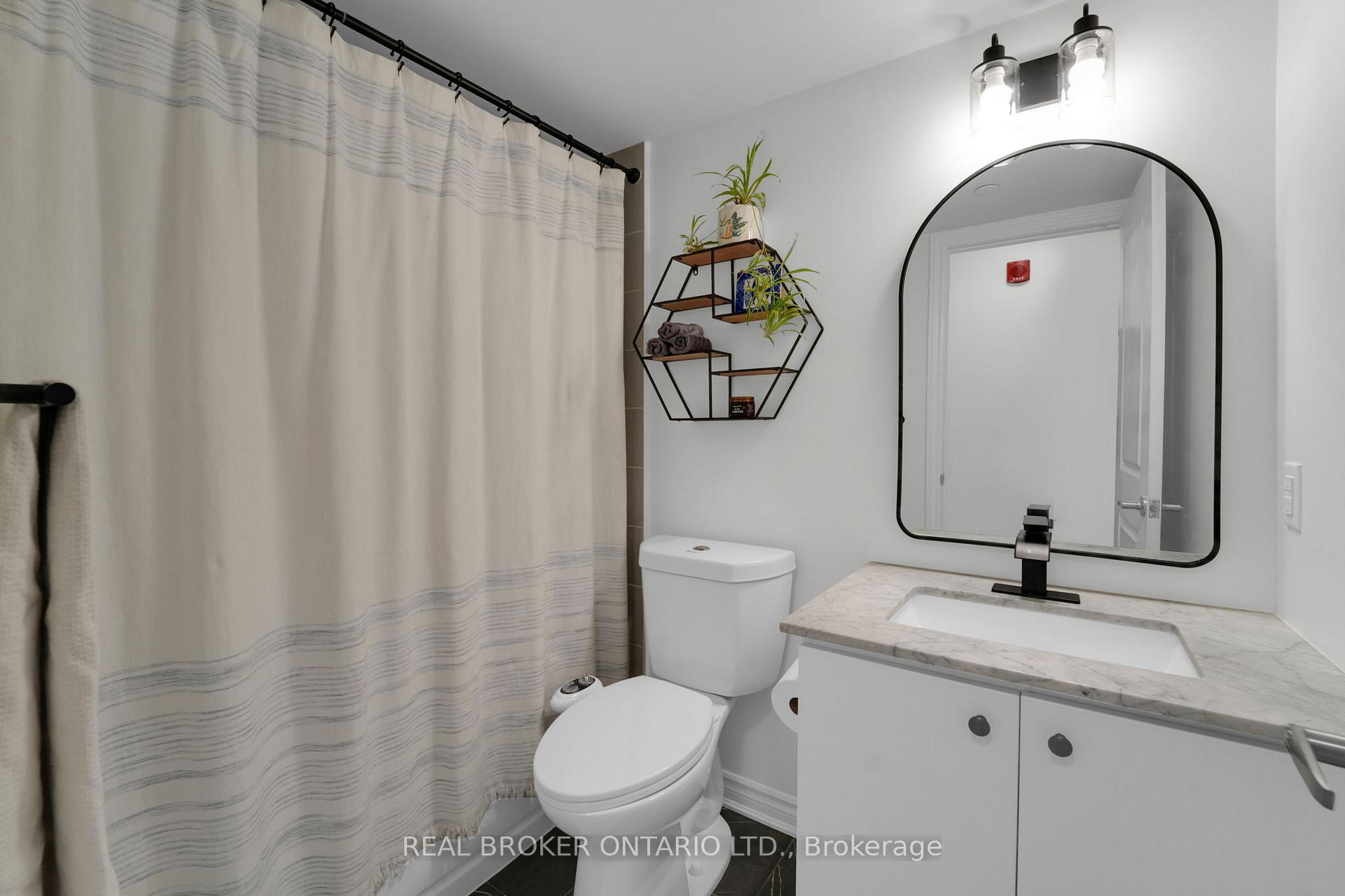 2 Bedrooms Condo at 100 Long Branch, Toronto For sale
