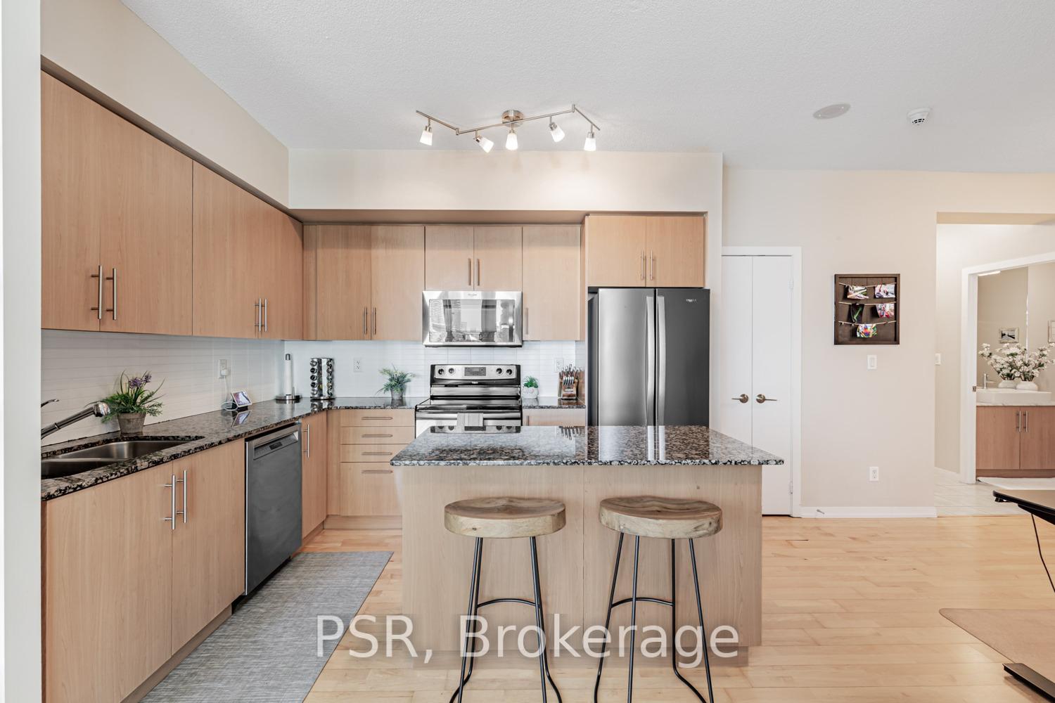 3 Bedrooms Condo at 55 Bremner, Toronto For sale