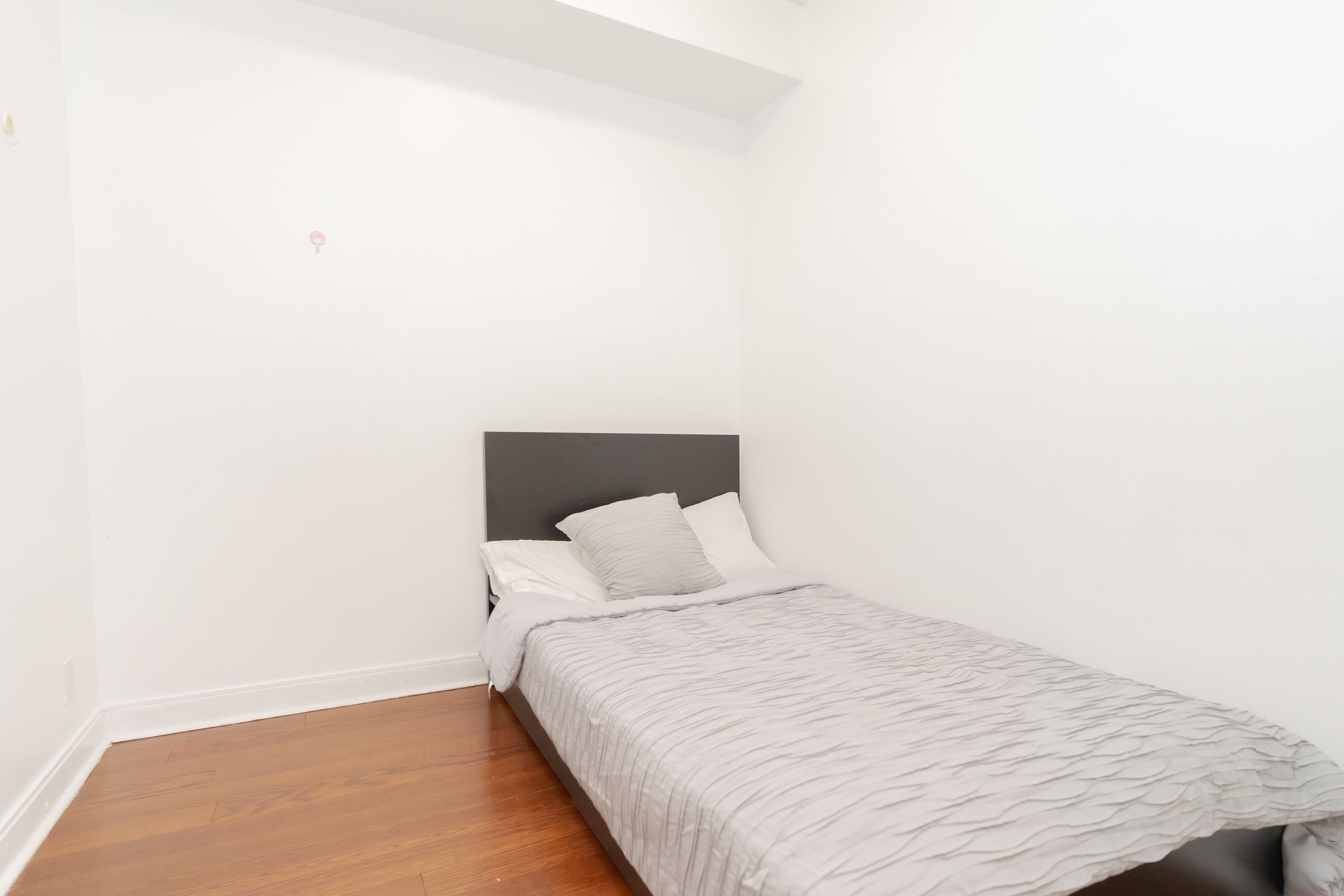 80 Absolute Avenue 3206