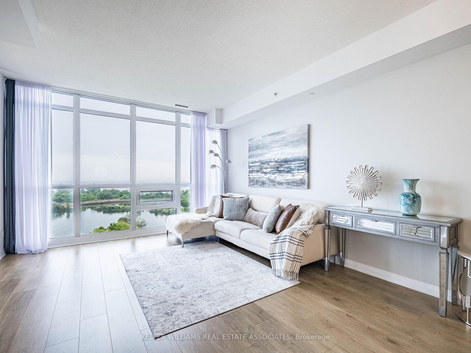 3 Bedrooms Condo at 59 Annie Craig, Toronto For sale