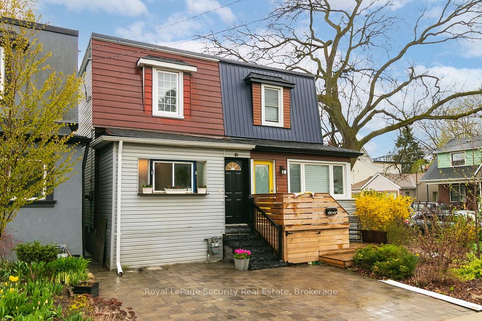 9 Howick Avenue, Toronto, ON M6N 1M9
