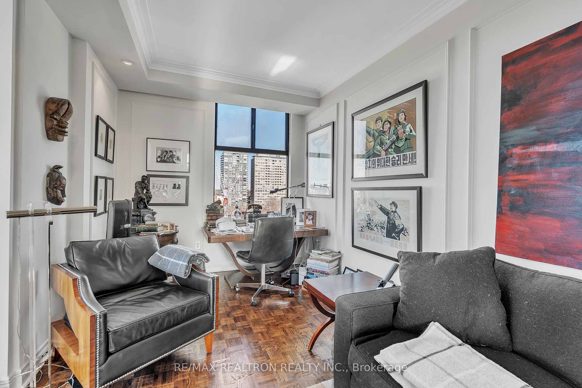 423 Avenue Road, #12