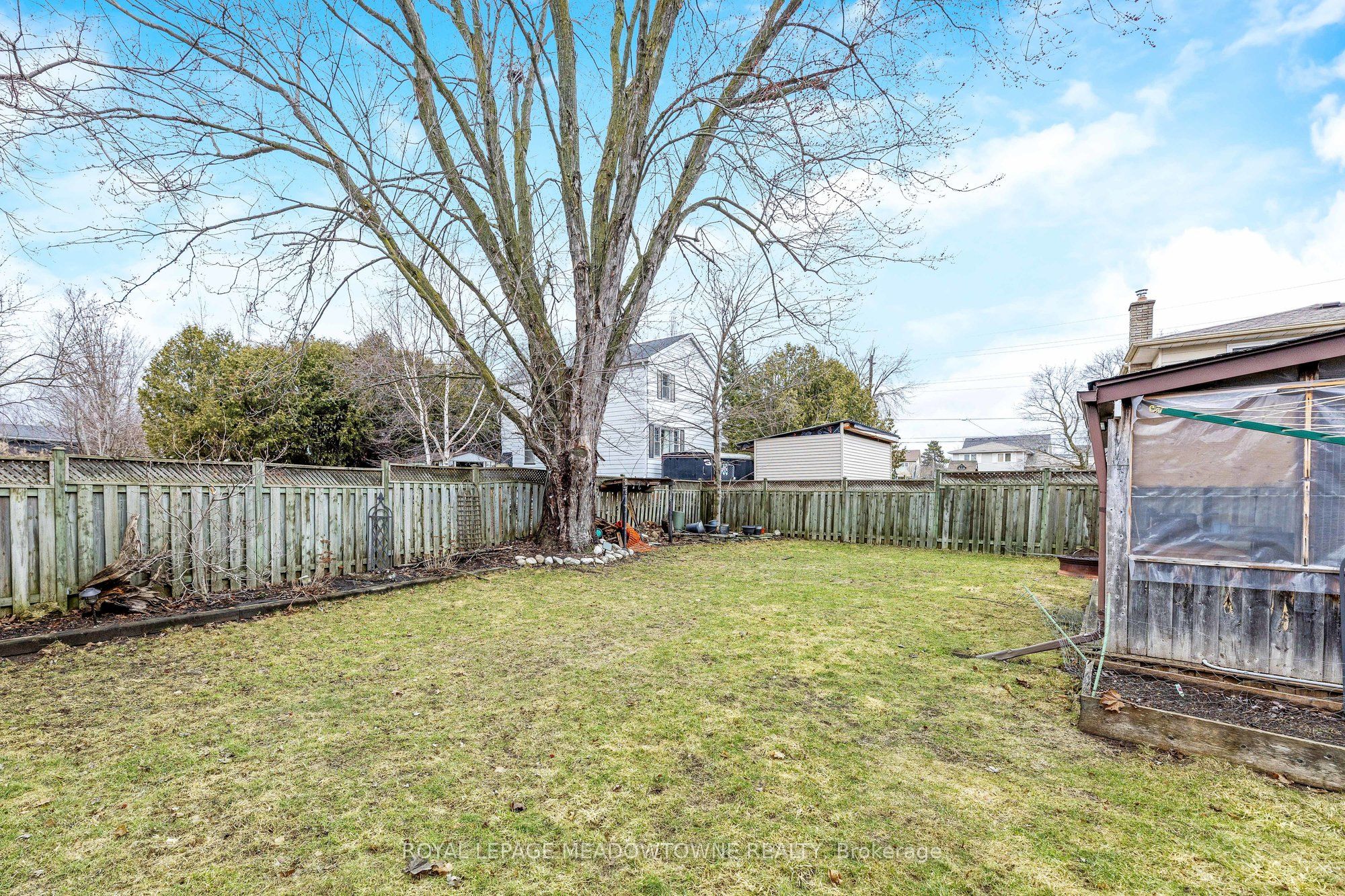 48 Norman Avenue, Halton Hills, ON L7J 2R8