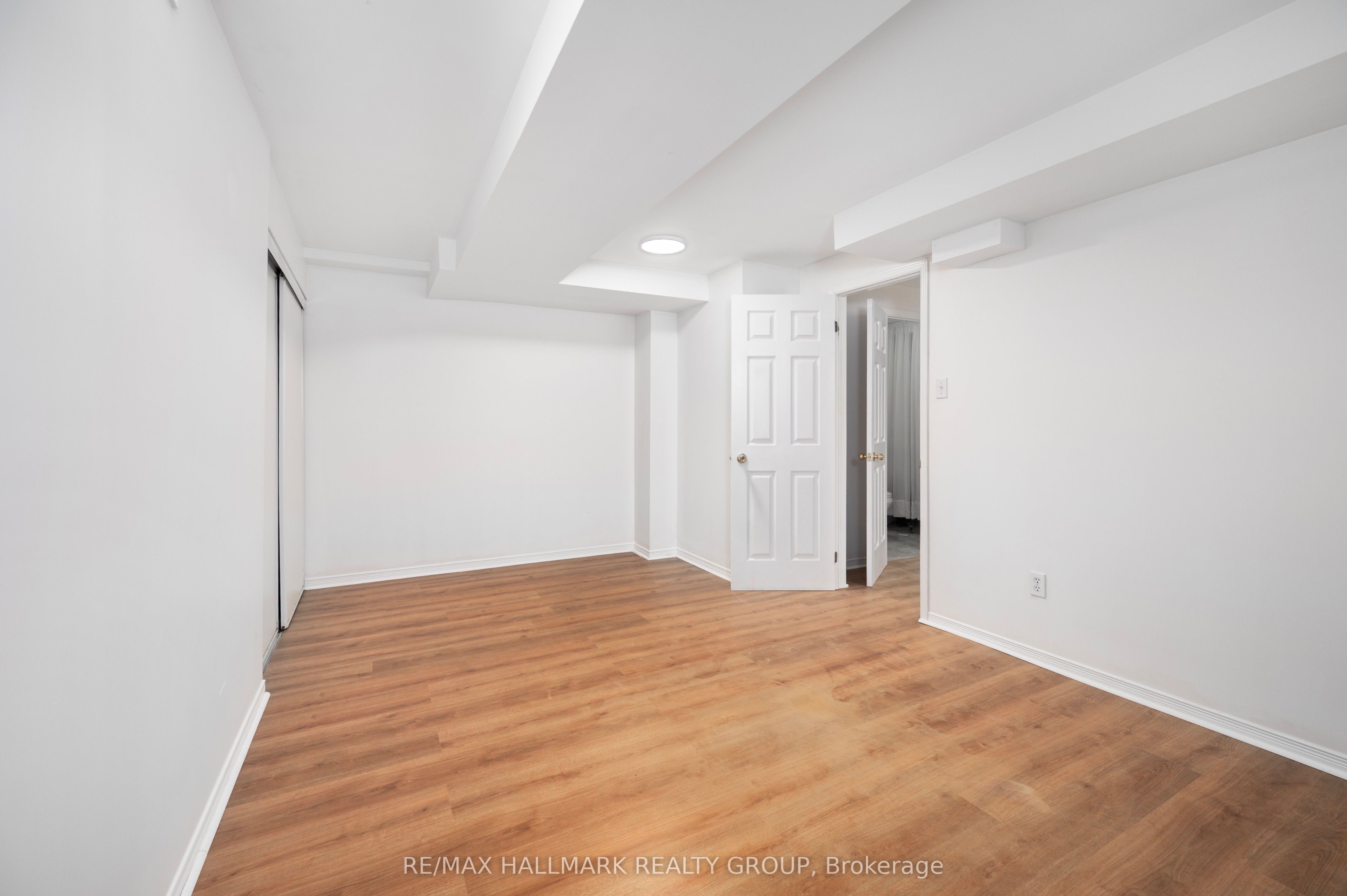 1401 MONTRESOR Way
