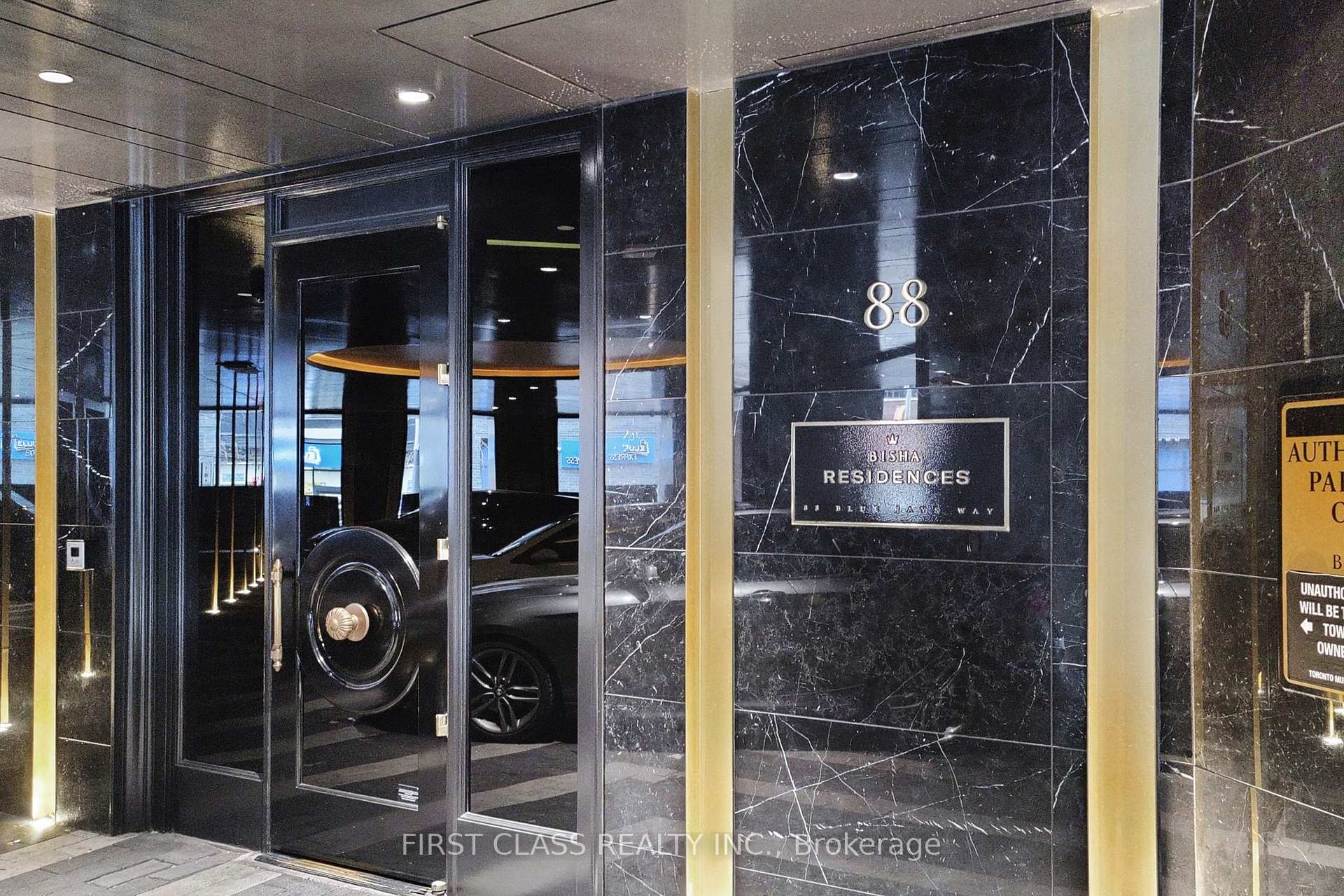 3 Bedrooms Condo at 88 Blue Jays, Toronto For sale