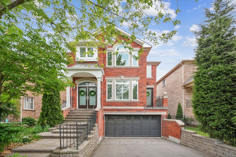 2114 Nightingale