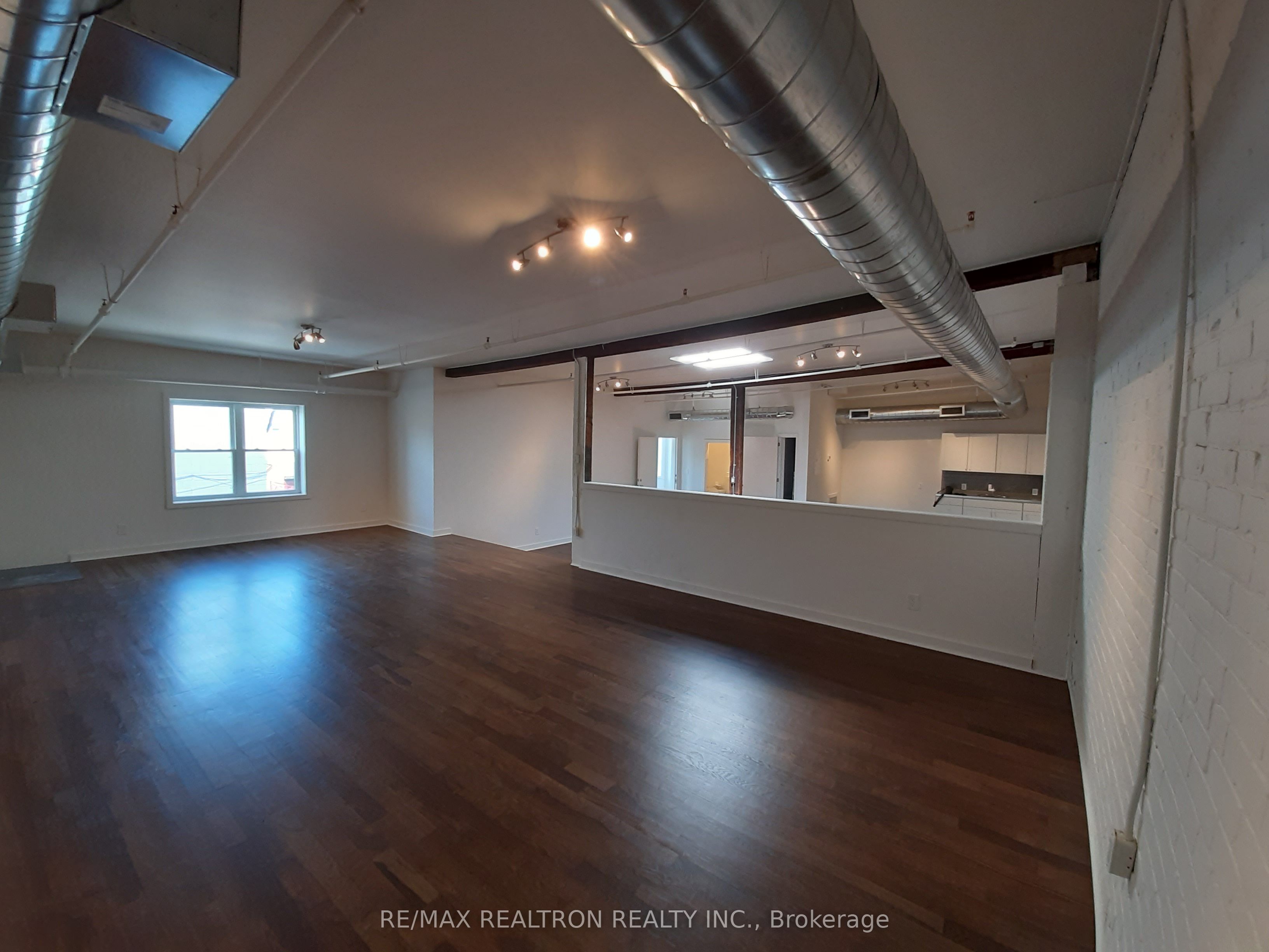 135 Tecumseth Street, #14B