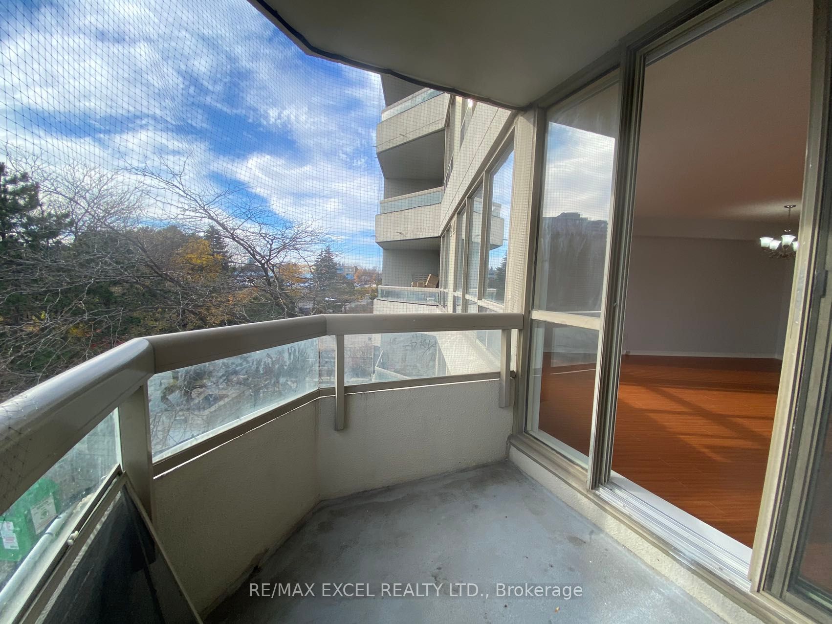 150 Alton Towers Circle, #301