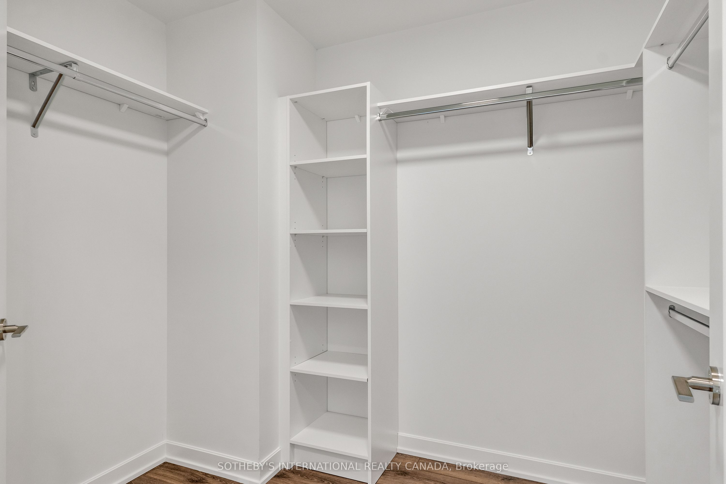 88 Bathurst Street, #1122