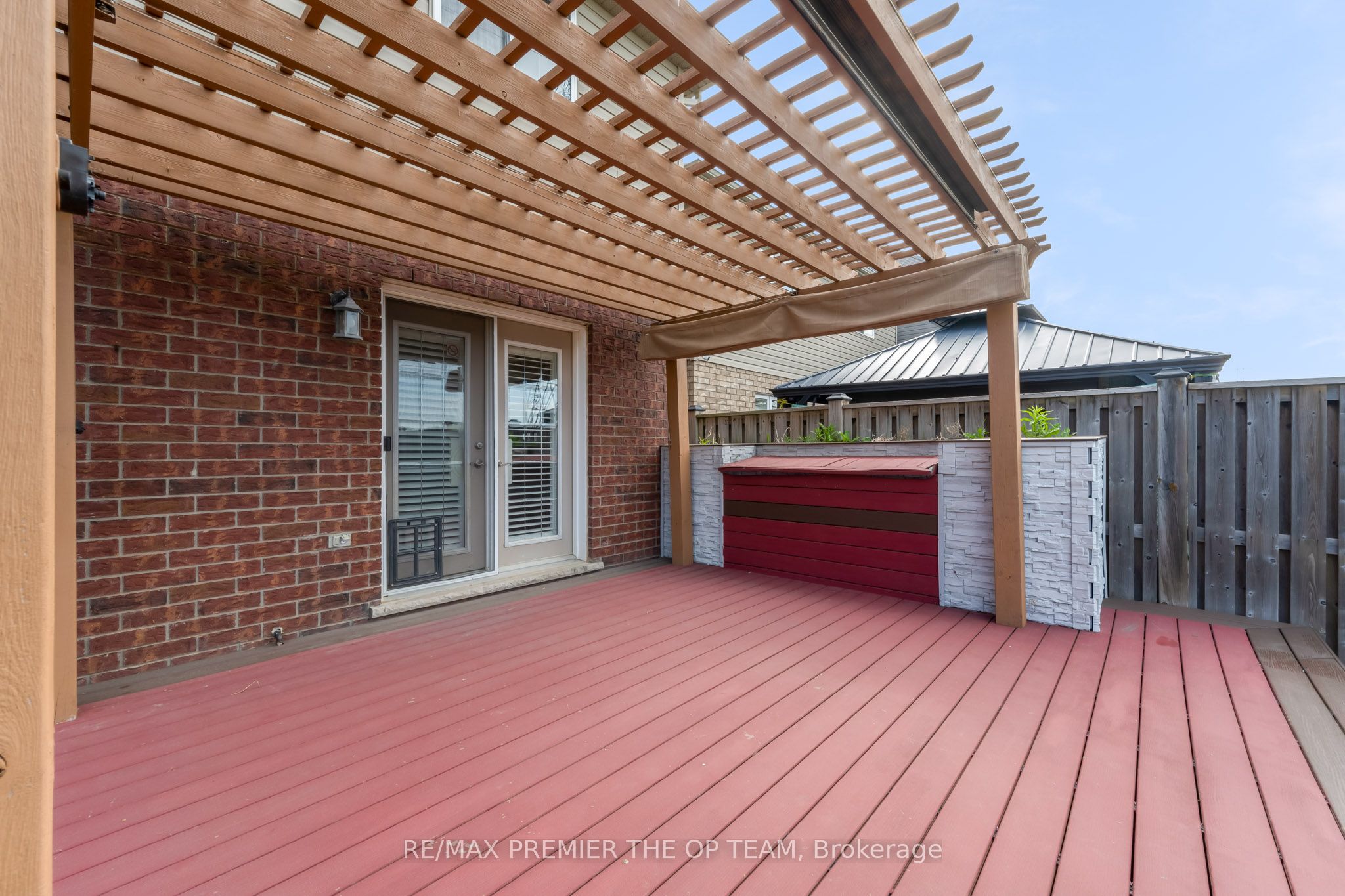 147 Pelech Crescent N