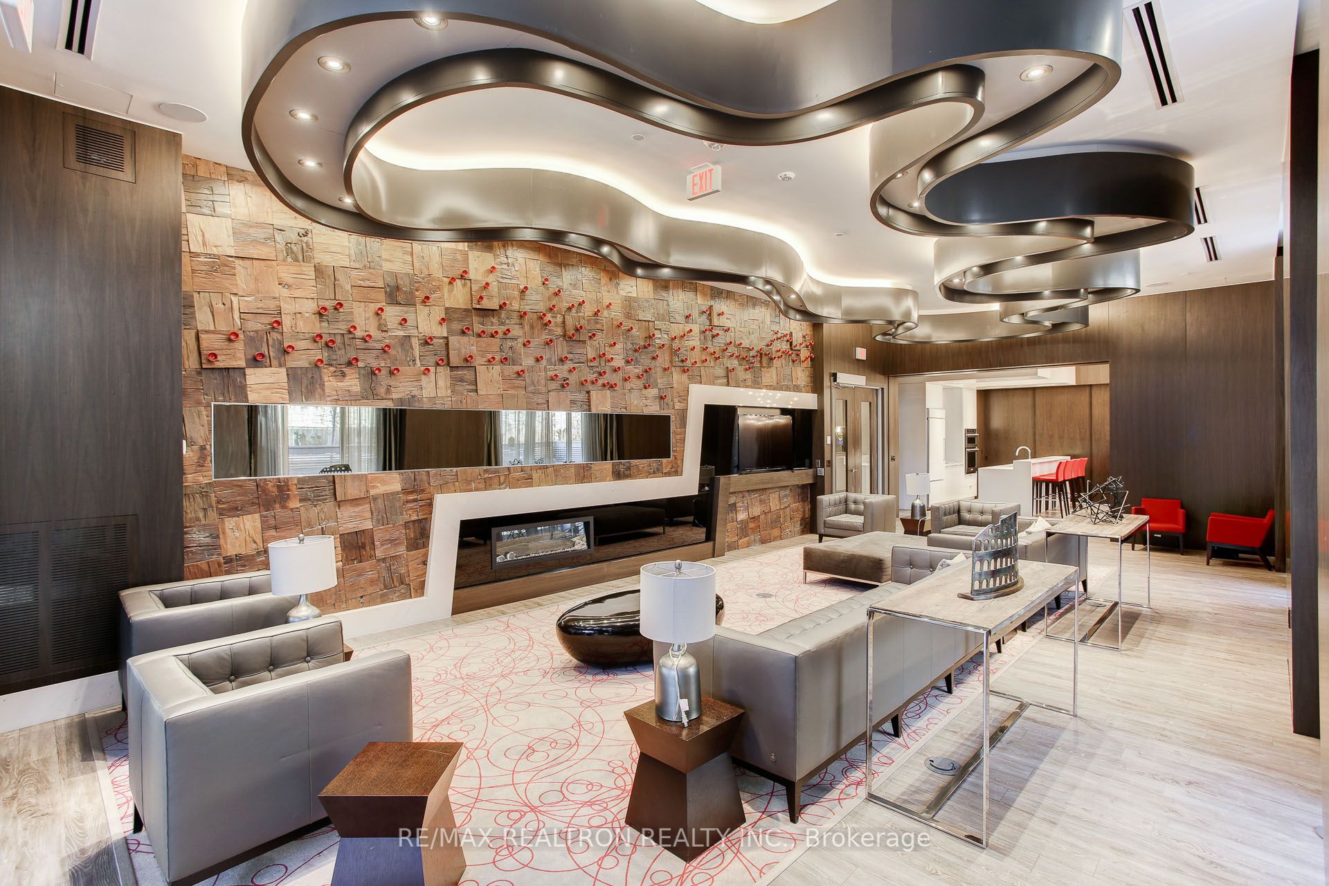 88 Sheppard Avenue E, #209