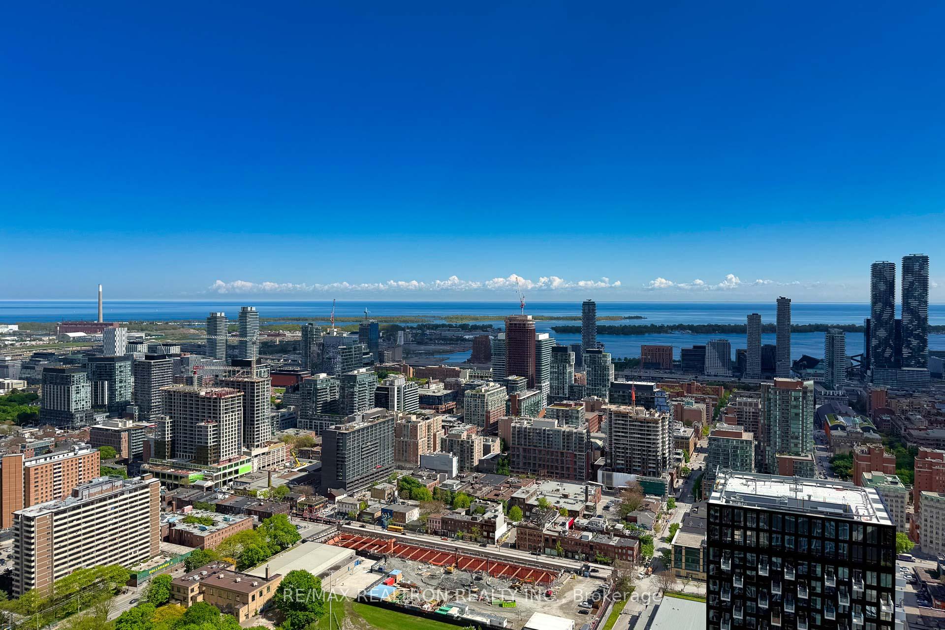 1 Bedroom Condo at 181 Dundas, Toronto For sale