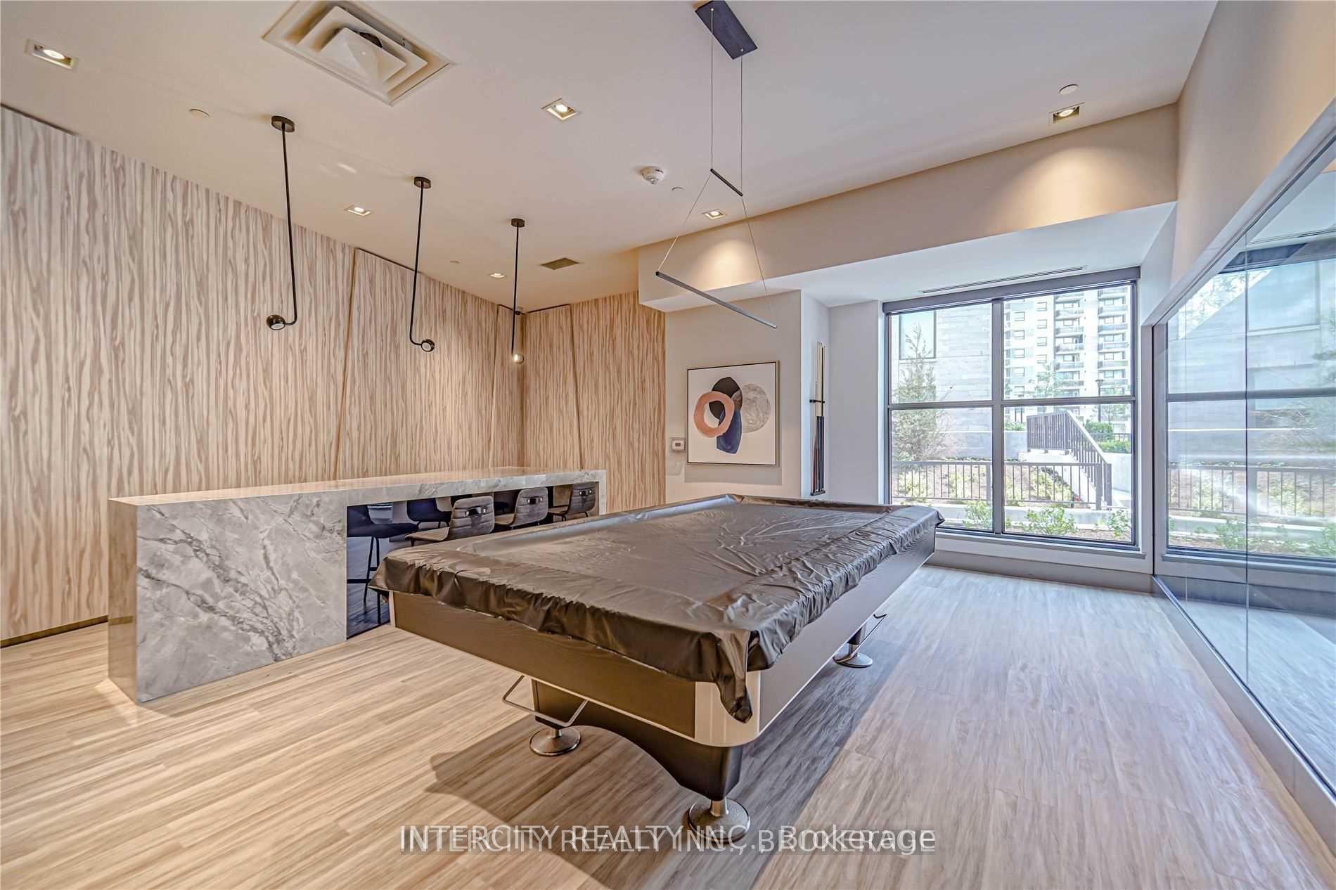 3 Bedrooms Condo at 181 Bedford, Toronto For sale