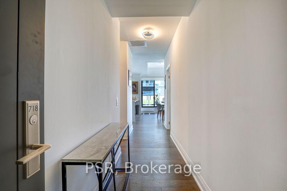 #718 - 33 Frederick Todd Way, Toronto, ON M4G 0C9