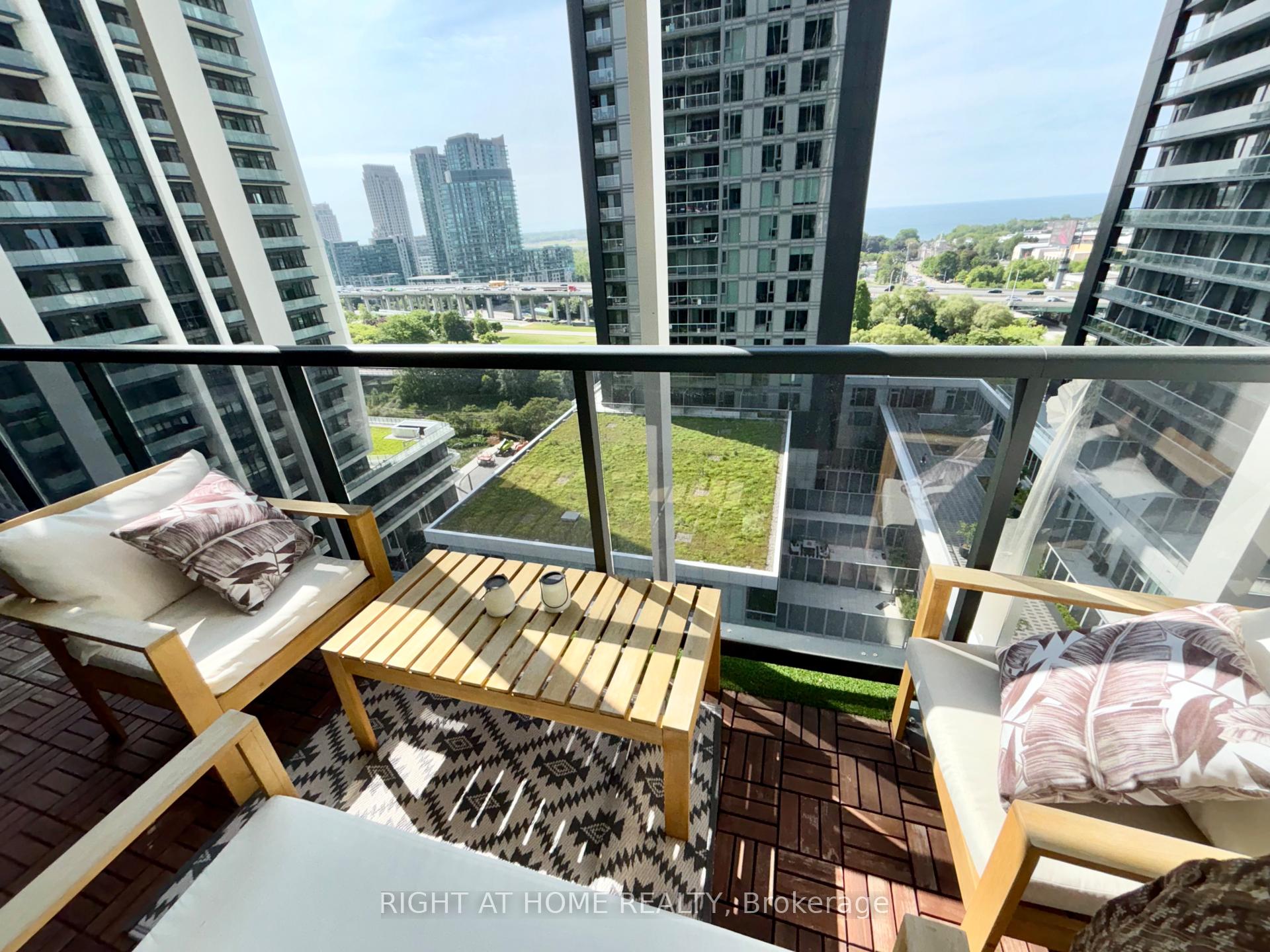 2 Bedrooms Condo at 50 Ordnance, Toronto For sale