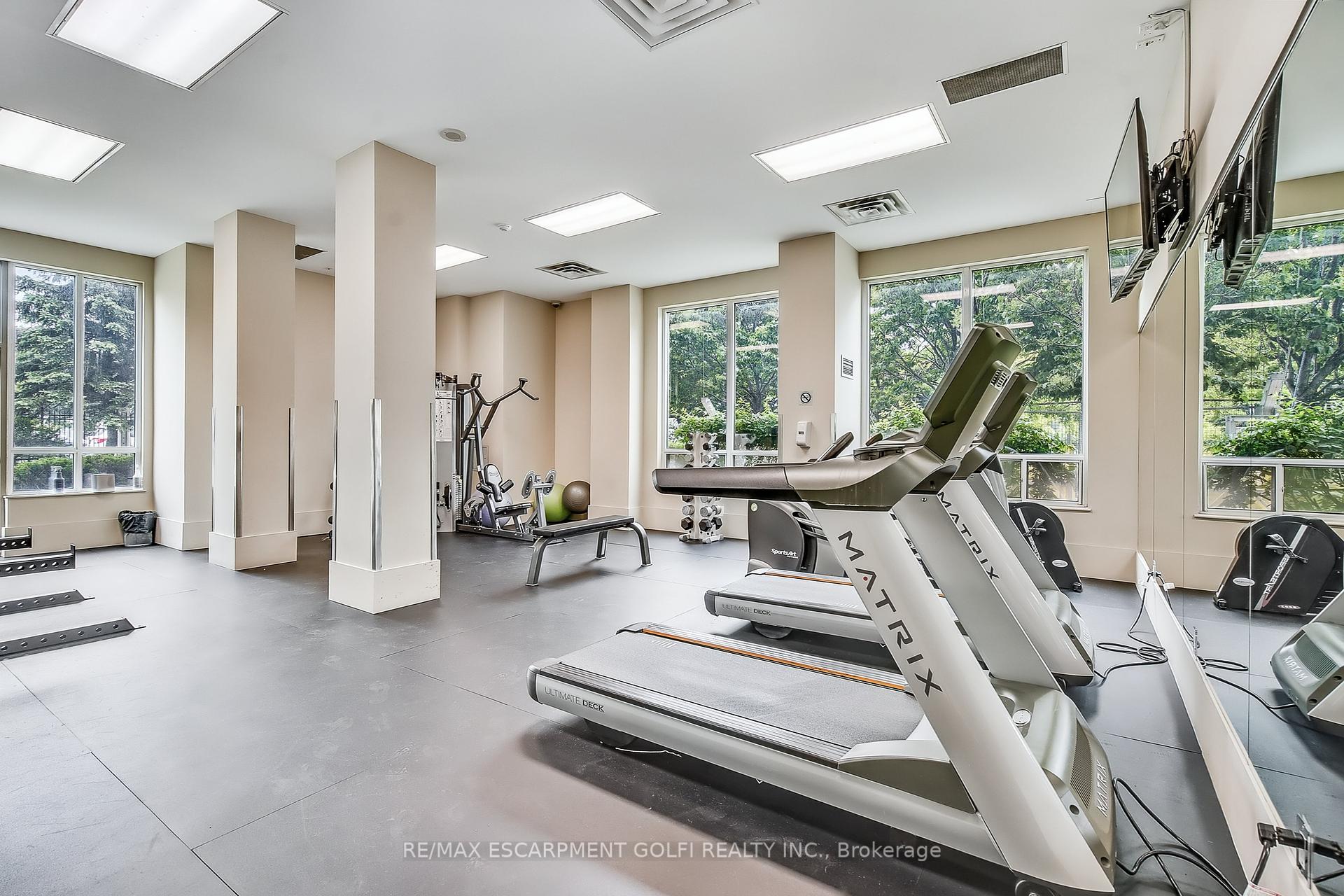 1 Bedroom Condo at 1359 Rathburn, Mississauga For sale