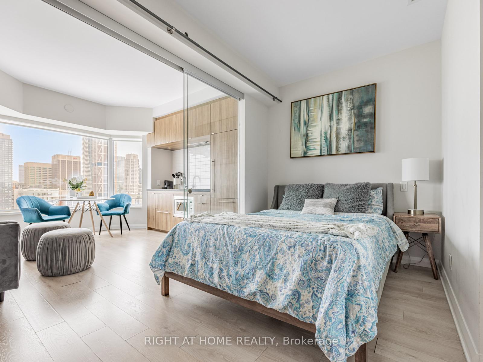 1 Bedroom Condo at 155 Yorkville, Toronto For sale
