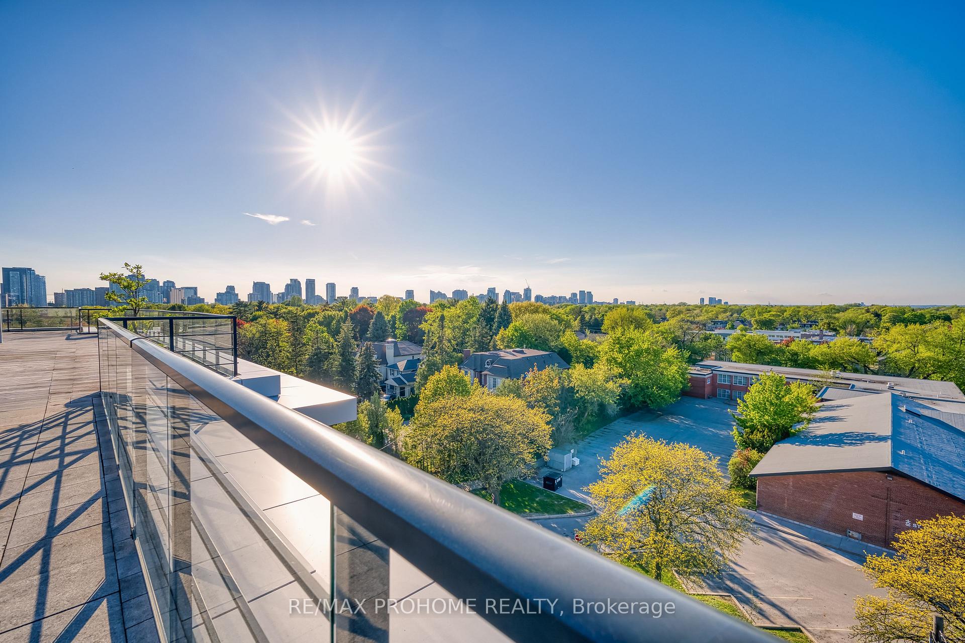 2 Bedrooms Condo at 21 Clairtrell, Toronto For sale
