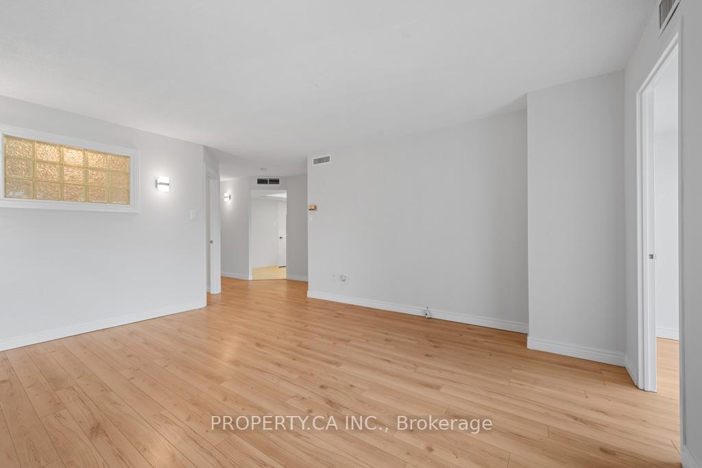 4 Bedrooms Condo at 65 Scadding, Toronto For sale