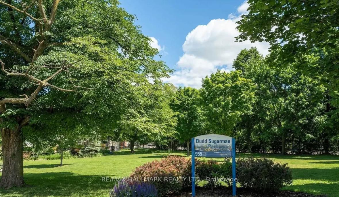 1 Bedroom Condo at 980 Yonge, Toronto For sale