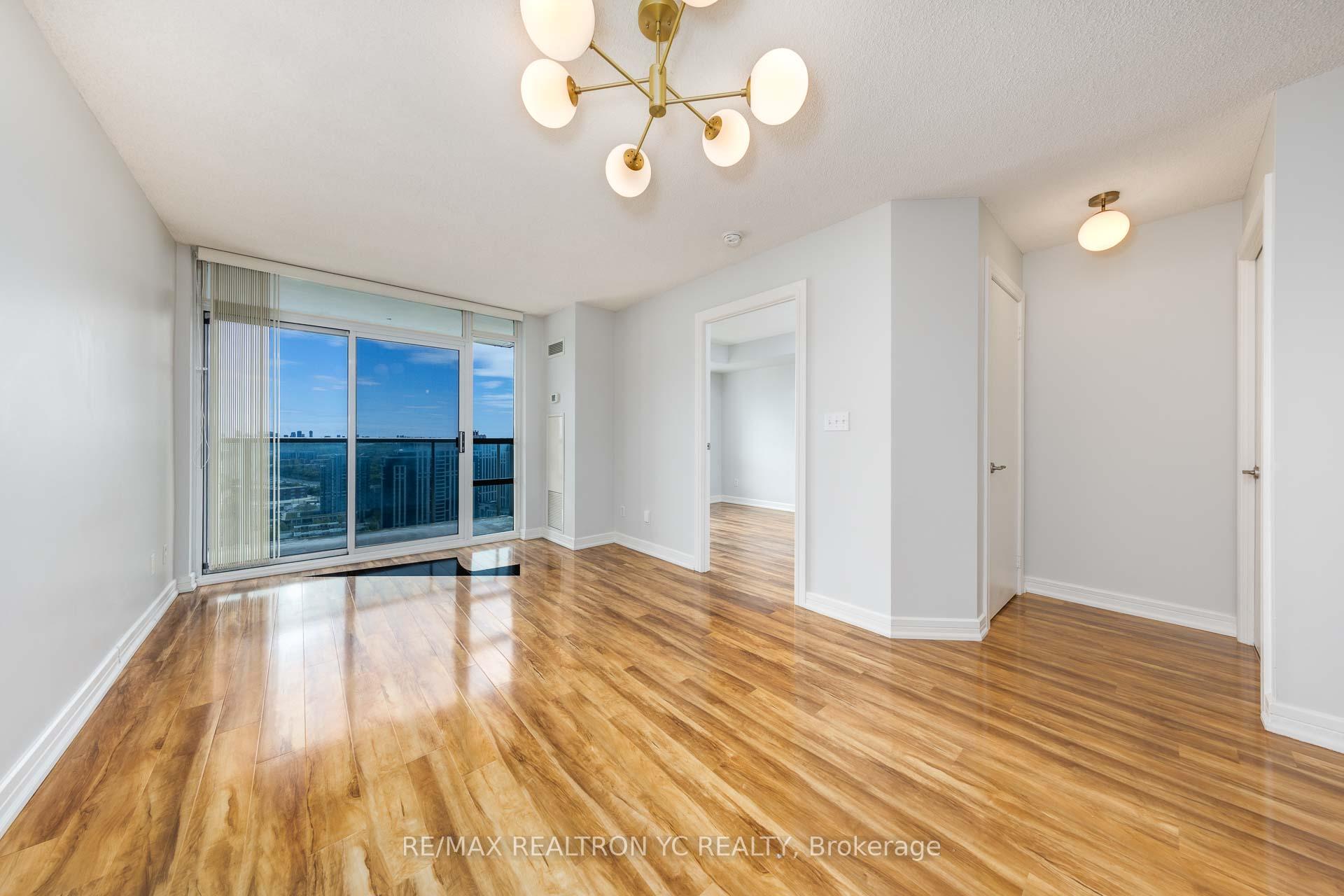 1 Bedroom Condo at 18 Harrison Garden, Toronto For sale