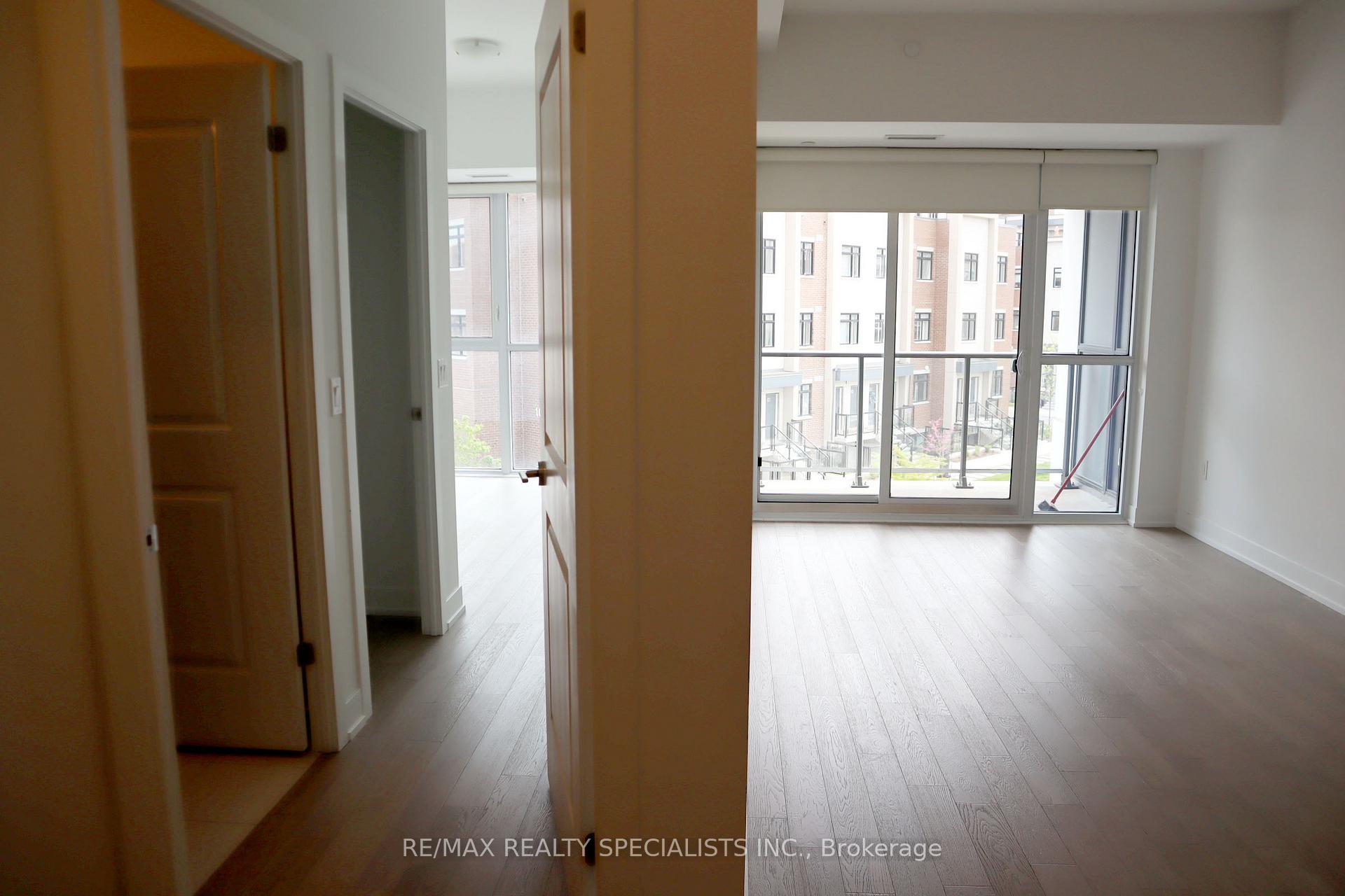 2 Bedrooms Condo at 1063 Douglas McCurdy, Mississauga For sale