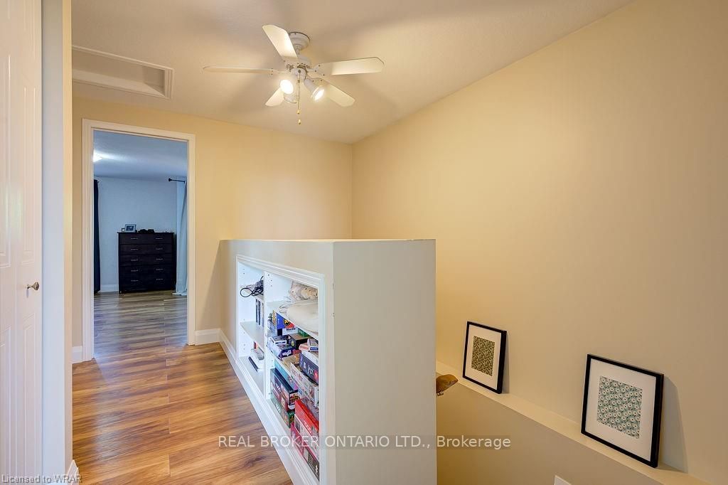 555 Mariner Drive