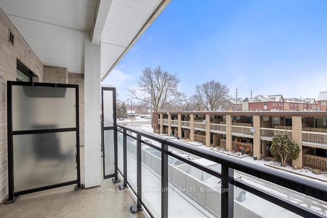 1 Bedroom Condo at 340 Plains,  Burlington For sale