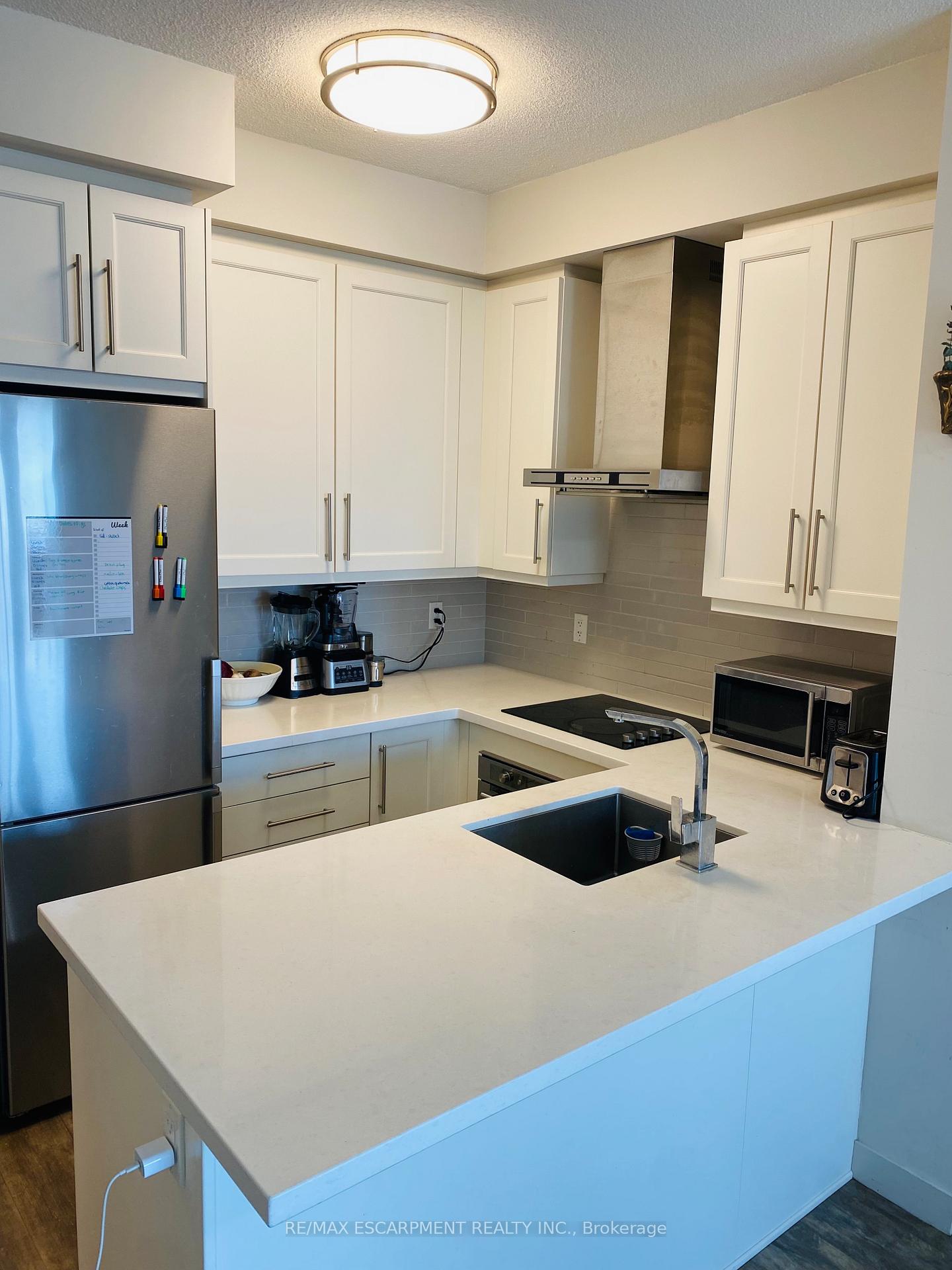 1 Bedroom Condo at 2087 Fairview, Burlington For sale