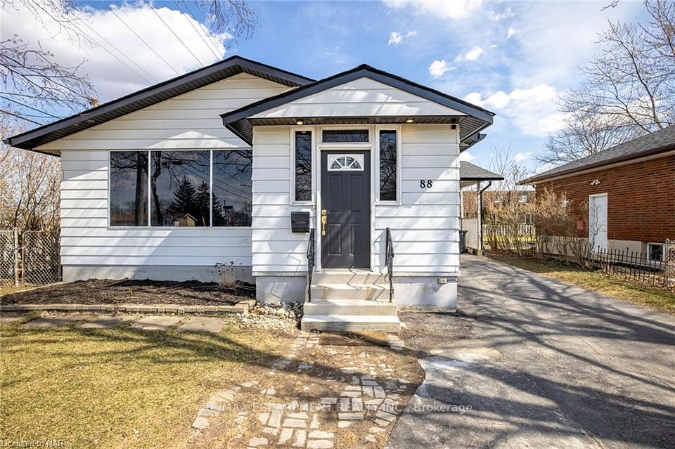 88 Gram Avenue, Welland, ON L3C 1B6