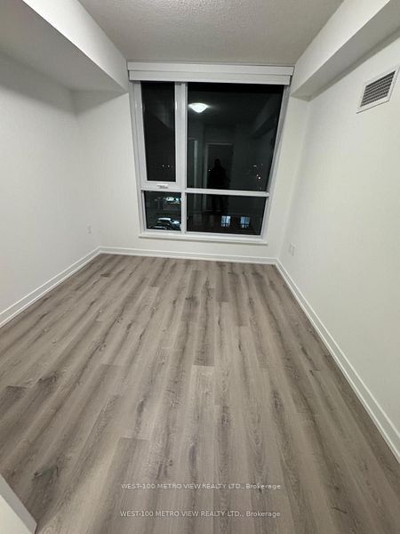 556 Marlee Avenue, #412