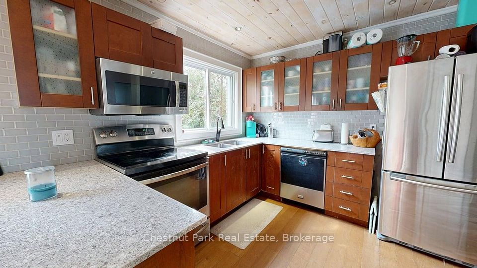 #2 - 335 Wellington Street, Bracebridge, ON P1L 1B7