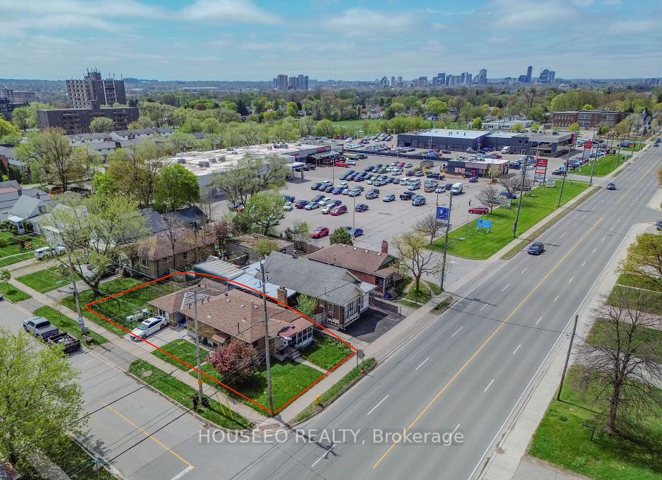 Investment Listing Photo