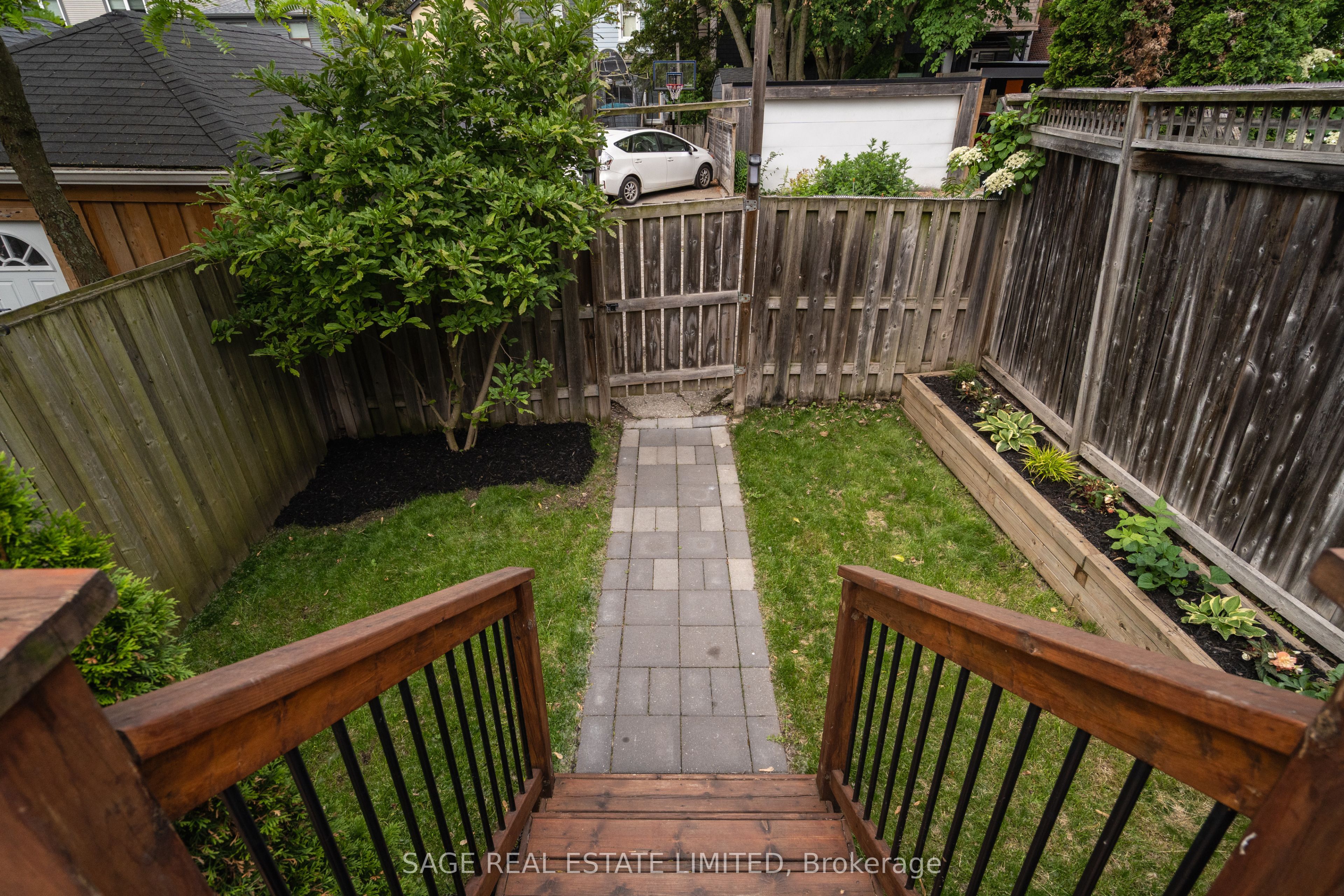 80 Alton Avenue
