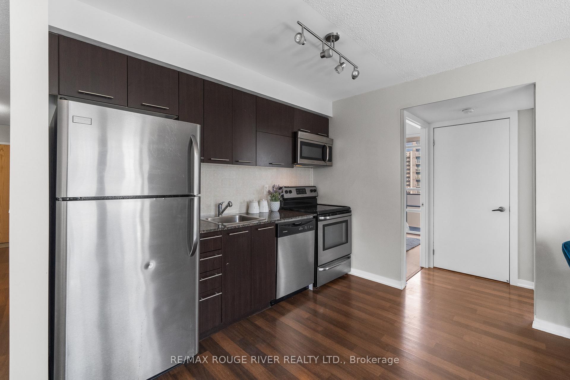 2 Bedrooms Condo at 38 Joe Shuster,  Toronto For sale