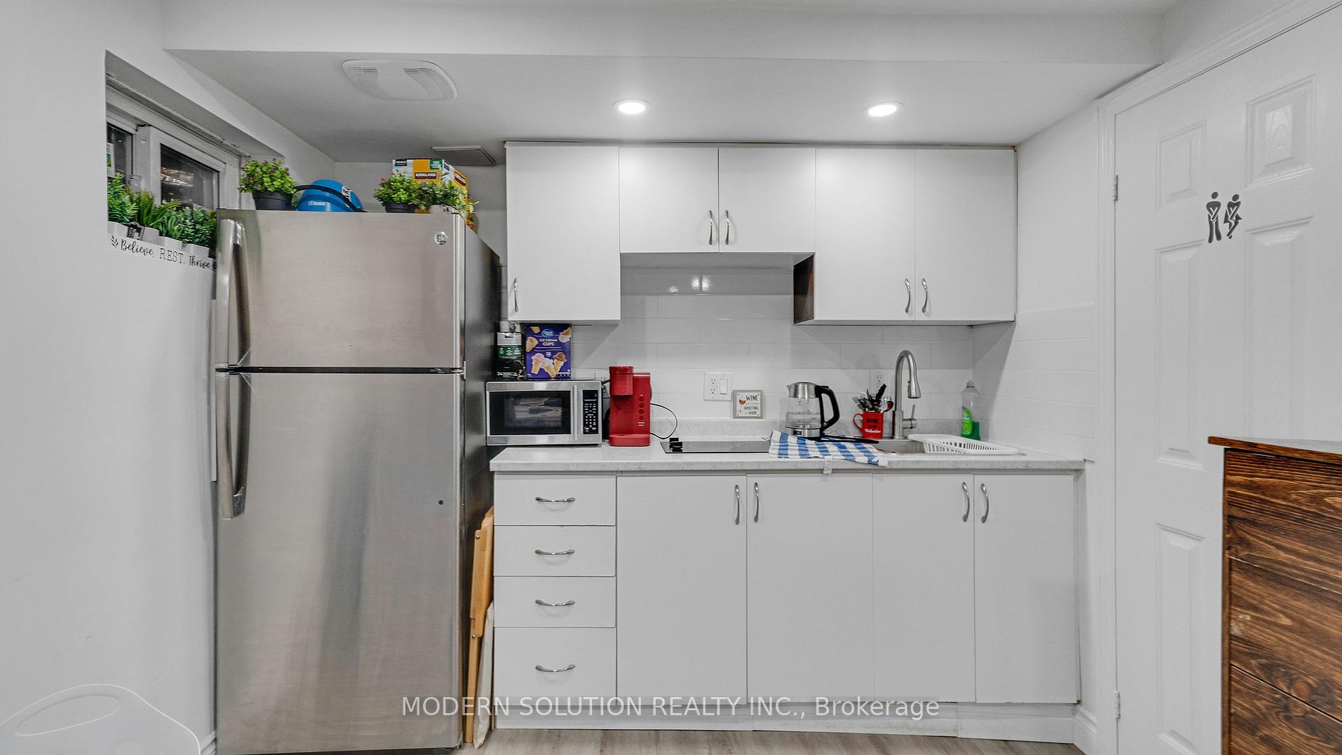 4 Bedrooms Condo at 1559 Albion, Toronto For sale