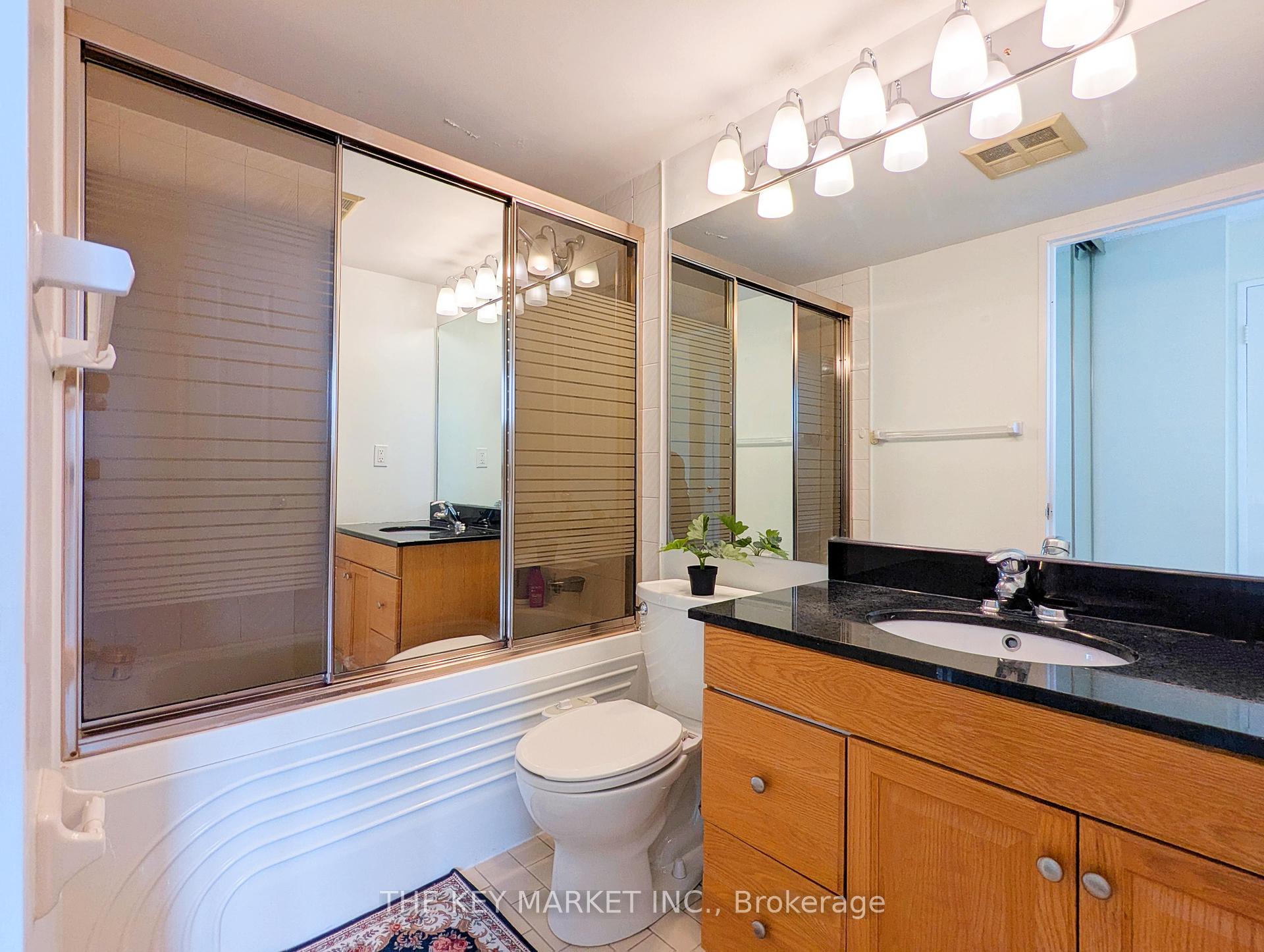 4 Bedrooms Condo at 7 Bishop, Toronto For sale