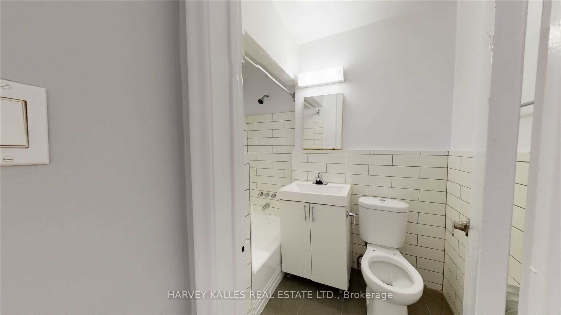 4 Greentree Court 112
