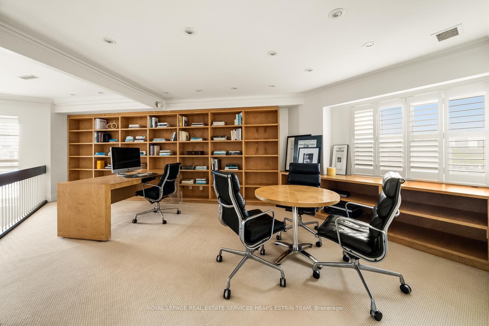 2 Lynwood Avenue, #PH1
